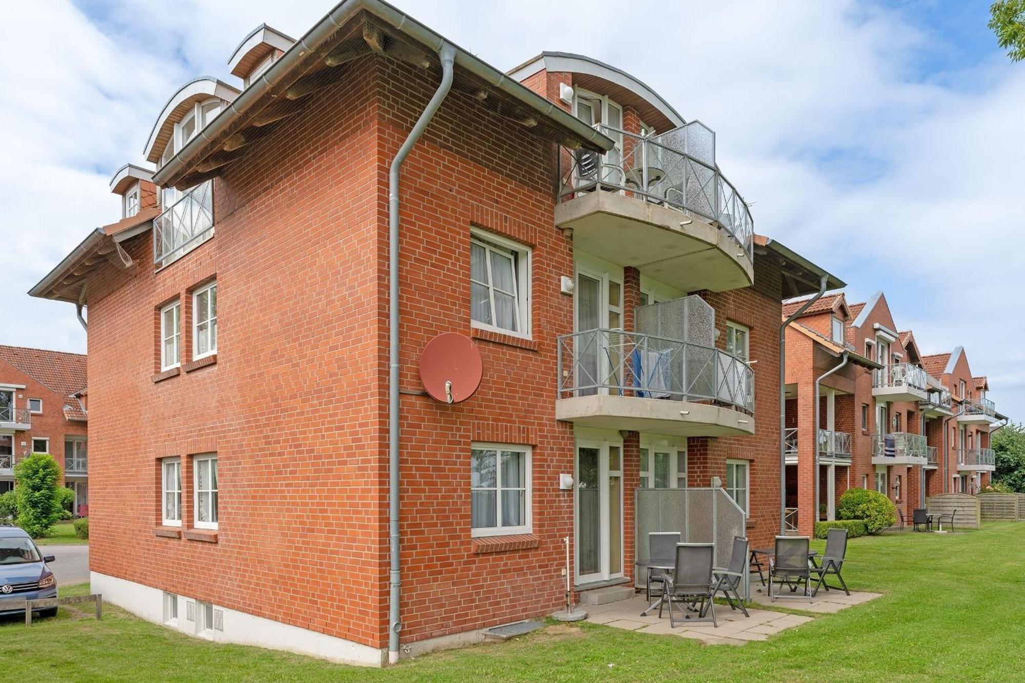 Ferienwohnung Ostseebutt Mit Terrasse Im Kaiserhof 2 Kellenhusen Exteriör bild