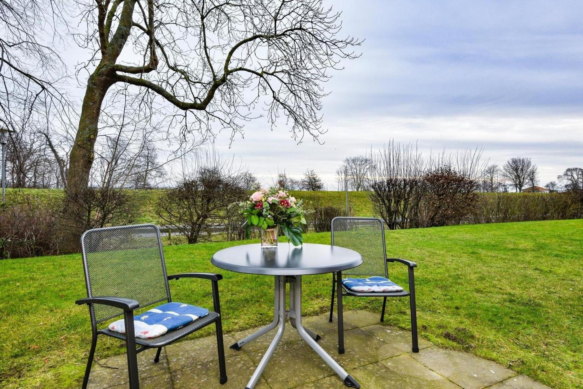 Ferienwohnung Ostseebutt Mit Terrasse Im Kaiserhof 2 Kellenhusen Exteriör bild